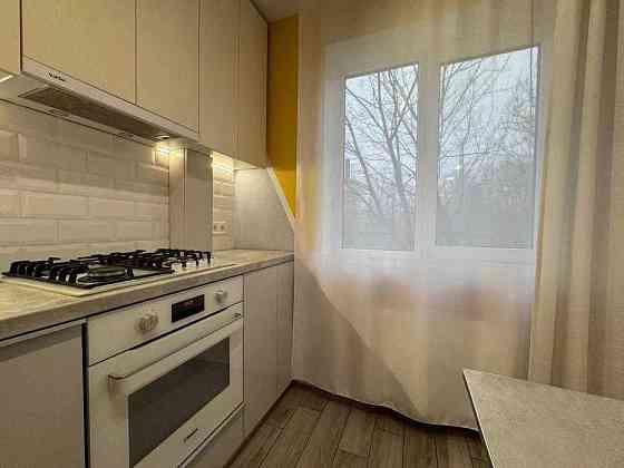 Квартира з стильним ремонтом, Протасів ЯР, центр Києва, Семенівська 9 Київ