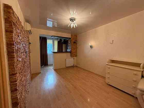 Продам 2 кімнатну квартиру з ремонтом та меблями на Лівобережному-3 Днепр