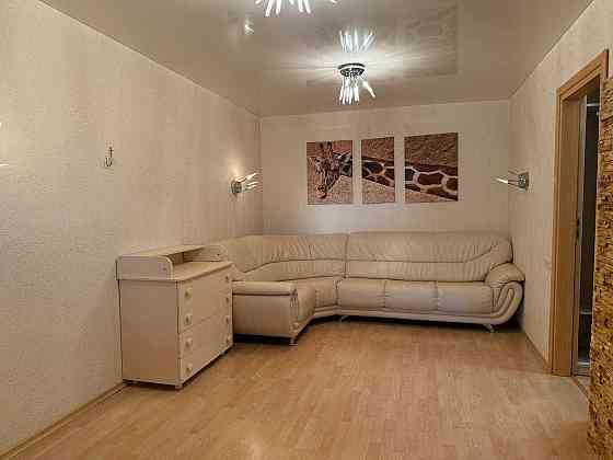 Продам 2 кімнатну квартиру з ремонтом та меблями на Лівобережному-3 Днепр