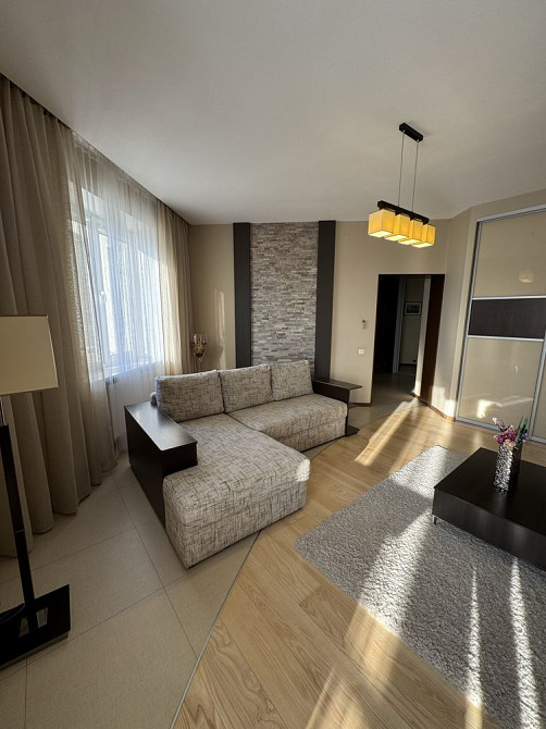 ОРЕНДА розкішної 3 кімнатної квартири в ЖК по в.Генерала Юнаківа Львів - зображення 4