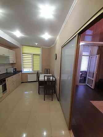 Сдам 1 комн. в Приморском Р-не ЖК"Люксембург" Средняя / Косвенная Одеса