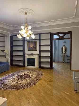 Квартира-отель 5 звезд ,114 м,ул. Крещатик 15 ,Пассаж, Центр, Свободна Київ