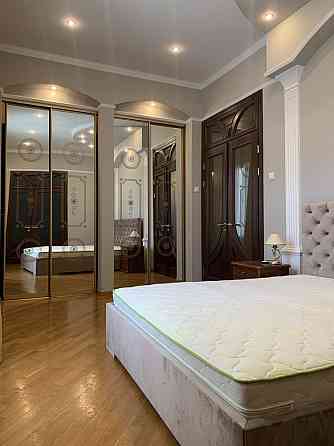 Квартира-отель 5 звезд ,114 м,ул. Крещатик 15 ,Пассаж, Центр, Свободна Київ