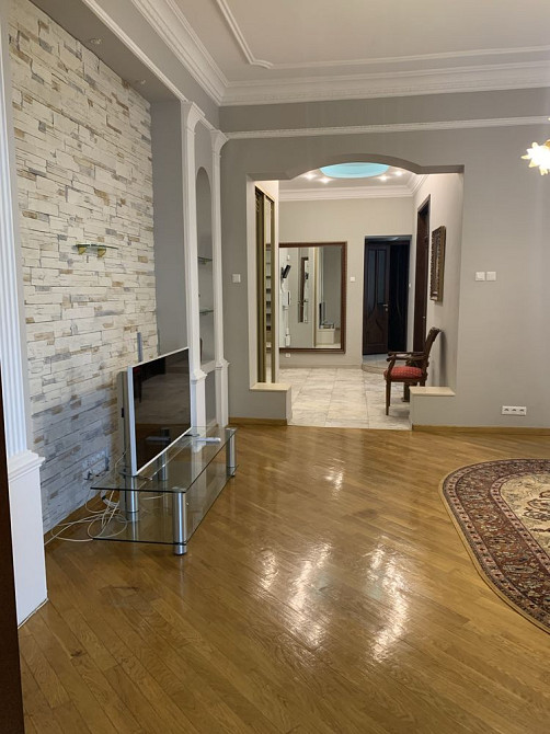 Квартира-отель 5 звезд ,114 м,ул. Крещатик 15 ,Пассаж, Центр, Свободна Київ - зображення 2