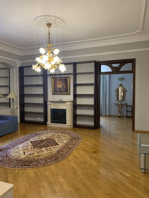 Квартира-отель 5 звезд ,114 м,ул. Крещатик 15 ,Пассаж, Центр, Свободна Київ - зображення 1