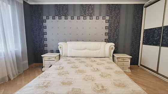 Оренда 2 к. квартири Драгоманова 31 Б метро Позняки Київ