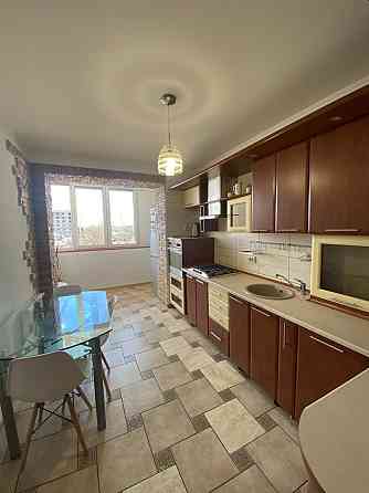 Оренда трикімнатної квартири у Івано-Франківську, напроти парку Ивано-Франковск