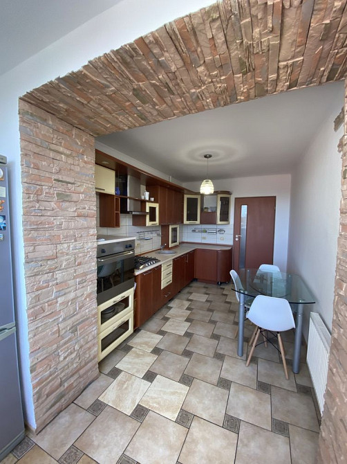 Оренда трикімнатної квартири у Івано-Франківську, напроти парку Ивано-Франковск - изображение 2