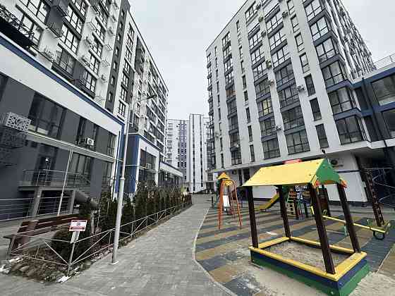 Славутич, жк рівʼєра, вулиця централтна 21 Київ