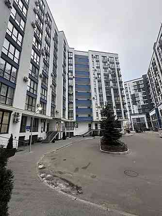 Славутич, жк рівʼєра, вулиця централтна 21 Київ