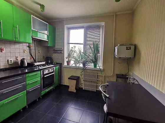 Продам 3-кімнатну квартиру на 3мкр, лівий берег Кам`янське (Запорізька обл.)