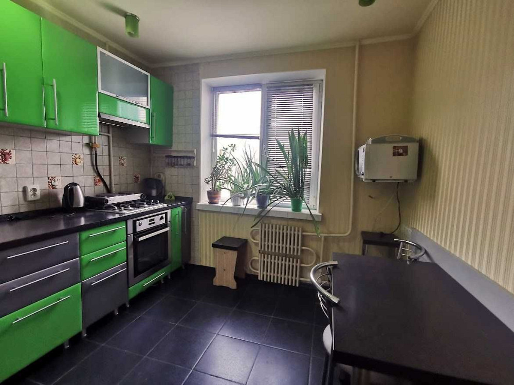 Продам 3-кімнатну квартиру на 3мкр, лівий берег Кам`янське (Запорізька обл.) - зображення 3