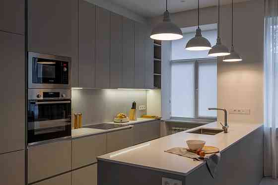 Довгострокова оренда Інституська 16, 3 кімнати Київ