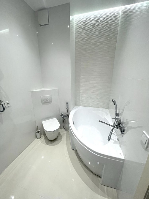 Оренда просторої 3к квартири в ЖК Зарічний Славутич Seven Київ - зображення 8