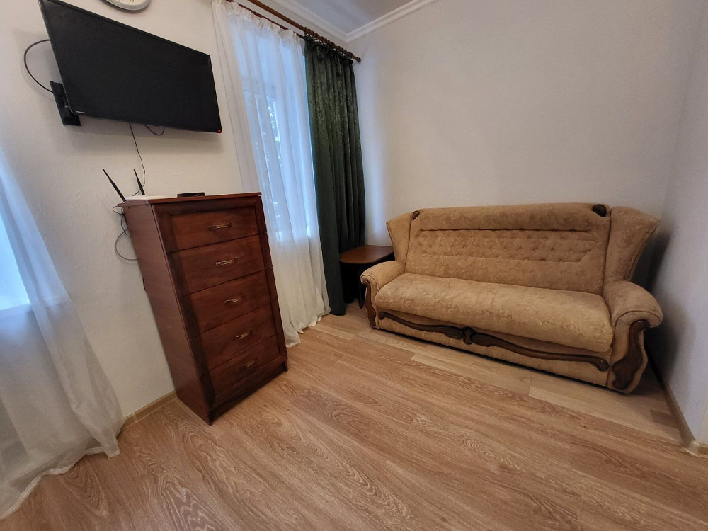 Своя з укриттям в центрі 2-кімнатна Одеса - зображення 1