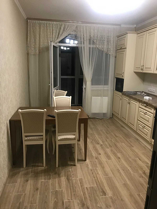 Здається в оренду 2 кімнатна квартира в ЖК Кришталеві джерела Київ - зображення 2