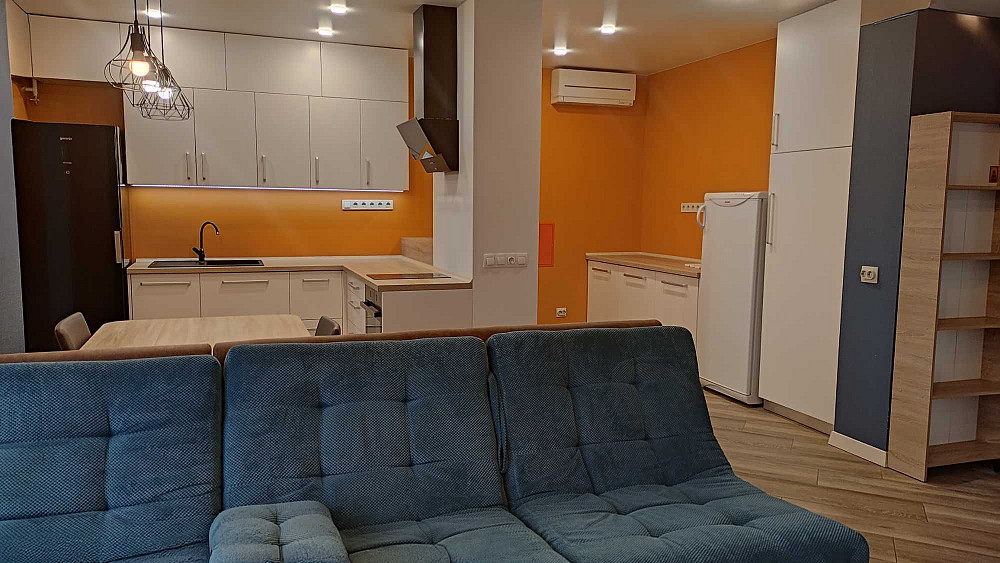 Продам трьохкімнатну квартиру в центрі міста!З газом! Ірпінь - зображення 4