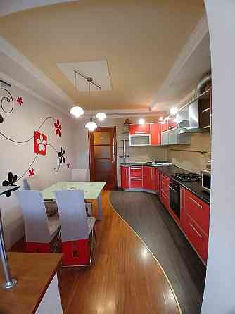 Продам 1 ком квартиру в спец проете -к морю 15 минут -56 кв.м Одеса