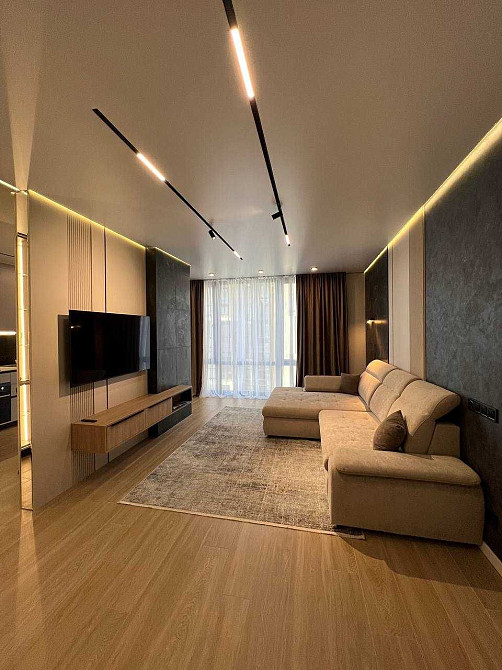 Авторська 2 кімнатна в ЖК Manhattan Ивано-Франковск - изображение 2