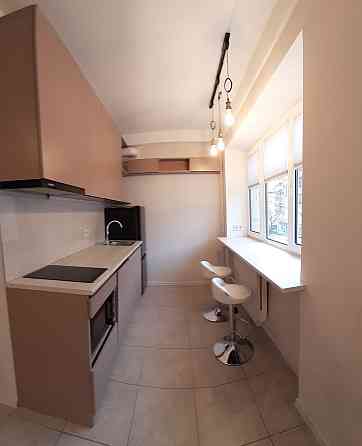 М. Олімпійська, Палац Спорту, Студія іі спальня, Велика Васильківська Київ