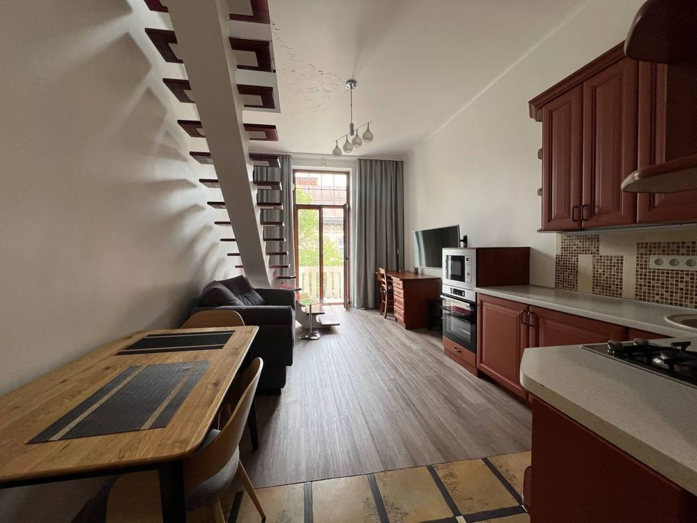 Центр міста!Оренда 2рівневої квартири, вул.Грушевського.Євроремонт. Львов - изображение 1