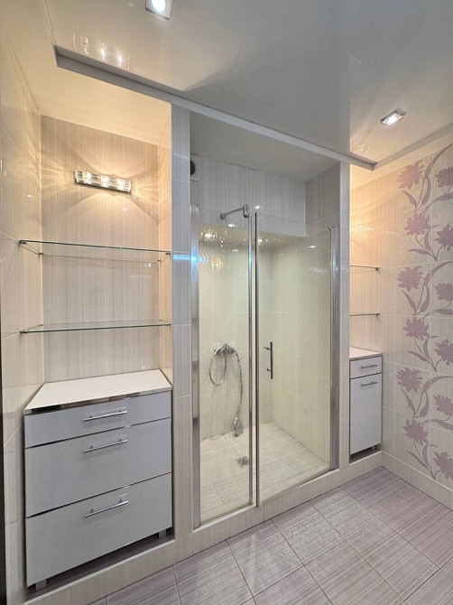 Продаж великої 2к квартири на зарічанській. З ремонтом та меблями. Хмельницький - зображення 3