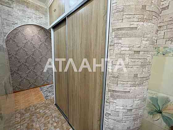 3 комн. 71 м. Мельницкая. Капремонт. АГВ. Средний этаж. Одеса