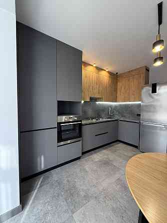 Продаж однокімнатної квартири з виглядом на міське озеро Івано-Франківськ