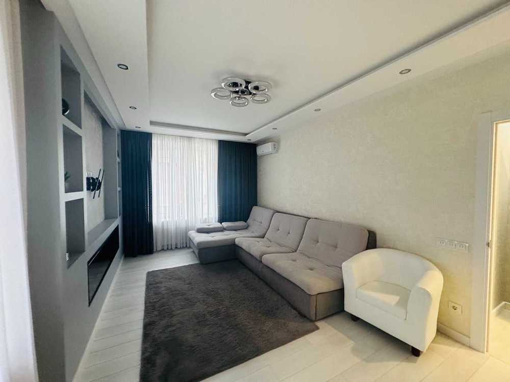 Продаю 3К з меблями та технікою в Центрі. Газове опалення. Ірпінь - зображення 2