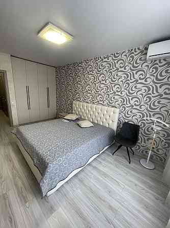 Перша здача ! ЖК Республіка,бул.Т. Рильського, 1 комфортна 1 к.кв. 43м Київ