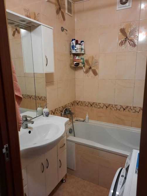 3 к новострой , комфортный район . Чорноморськ - зображення 3