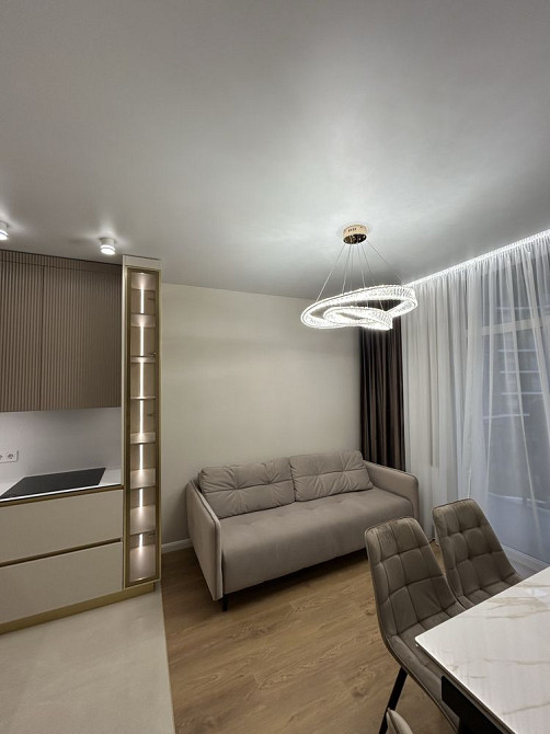 Продається неймовірно вишукана квартира у ЖК Crystal Ужгород - изображение 3