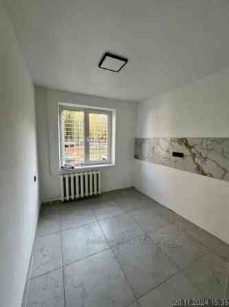 Продаж 1-кім кВ на Сихові Львів