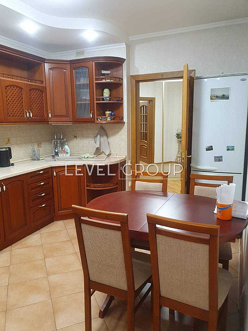 Велика 3-кімнатна квартира по вулиці Здолбунівська, Лівий берег. Київ - зображення 4