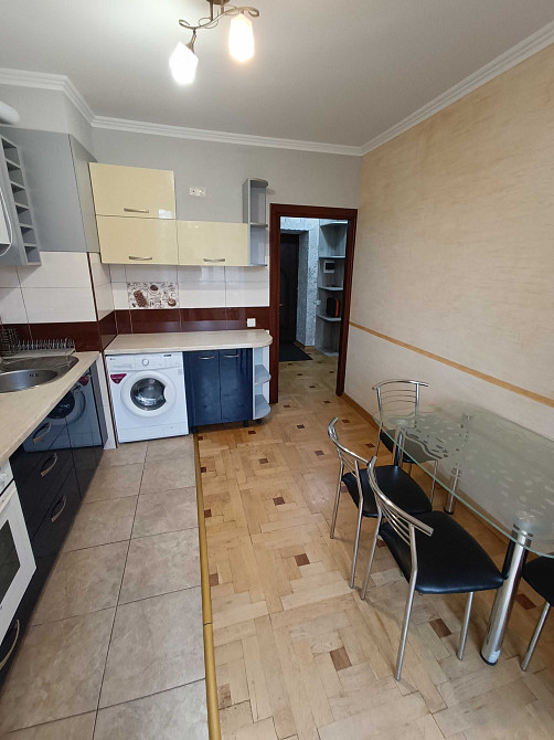 Довгострокова оренда 2-кімнатної квартири, ближній центр Львов - изображение 4