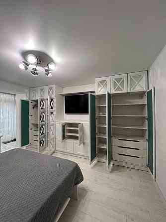 3-х кімнатна з двориком і альтанкою Чернівці