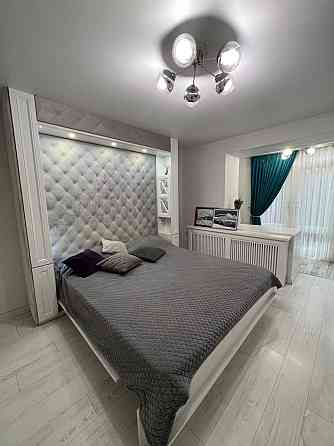 3-х кімнатна з двориком і альтанкою Чернівці