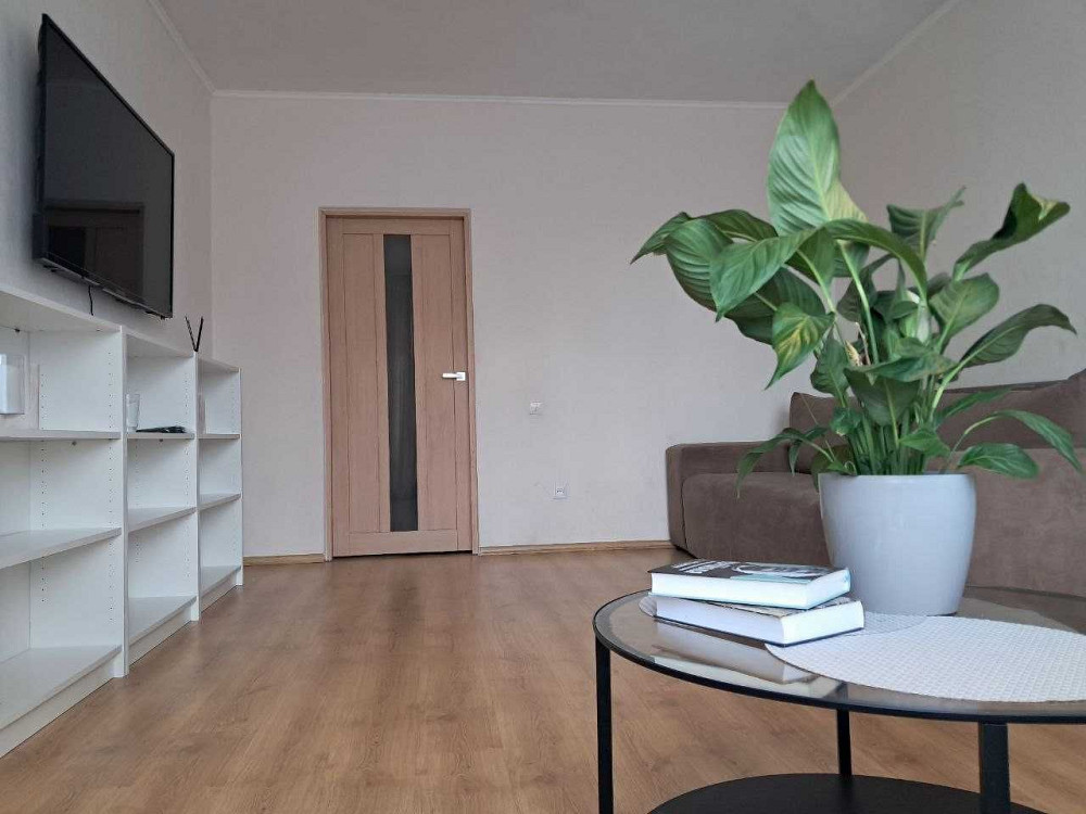 Волинська 10, Чудова та світла сучасна квартира 72кв.м, 4 поверх Київ - зображення 4