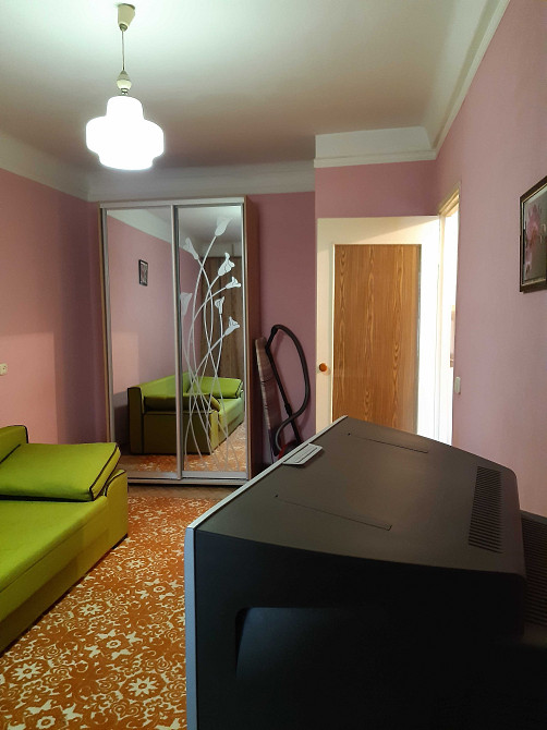 Оренда однокімнатної квартири . Вул Кулика . . Вікна на Миколаїв . Херсон - изображение 2