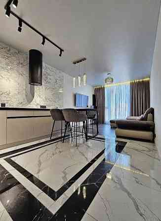 НОВА трикімнатна квартира в ЖК «Лебединий»! Київ