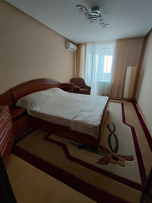 Довготривала оренда 2к квартири по вулиці Набережна Перемоги Днепр - изображение 1