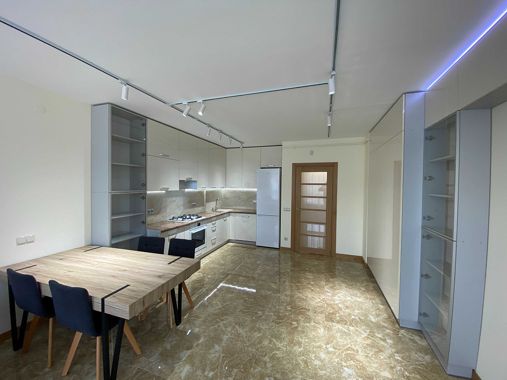 Cучасна та простора квартира в новобудові бізнес-класу ! Львов - изображение 6