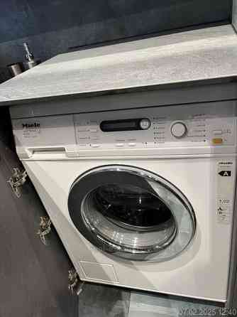 Здається в довготривалу оренду по вул Академіка Колесси А4 Львов