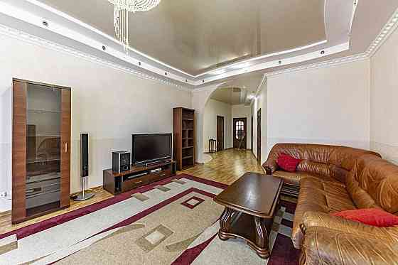 Аренда квартиры Киев 3 комнаты 127м Старонаводницкая Печерск Генератор Київ