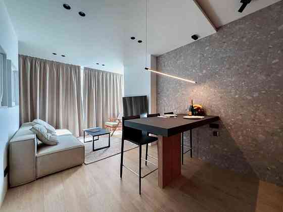 НОВА ПЕРША ЗДАЧА ДИЗАЙН однокімнатна квартира West House інвертор гена Київ