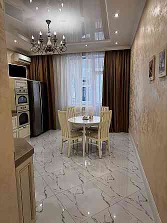 Оренда 2к квартири БЕЗ КОМІСІЇ / Лесі Українки 7А Київ