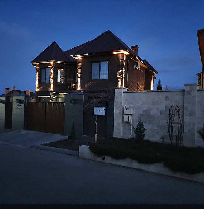 Аренда от хозяй  второй этаж из частного  дома,черноморская ривьера Фонтанка - изображение 1