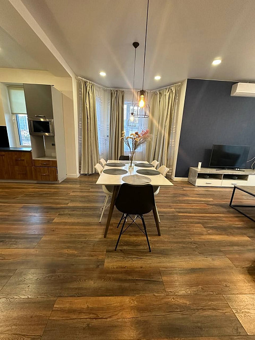 Аренда от хозяй  второй этаж из частного  дома,черноморская ривьера Фонтанка - изображение 7