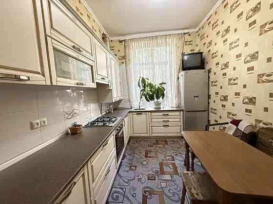 Оренда 3к квартири ЦЕНТР вул ШКІЛЬНА Чернівці