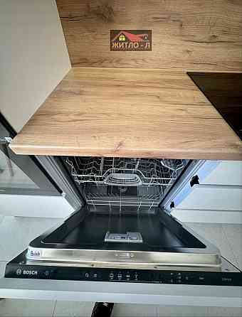 Resident Hall , Городоцька , вільна , перша здача , ліжко, кондиціонер Львов